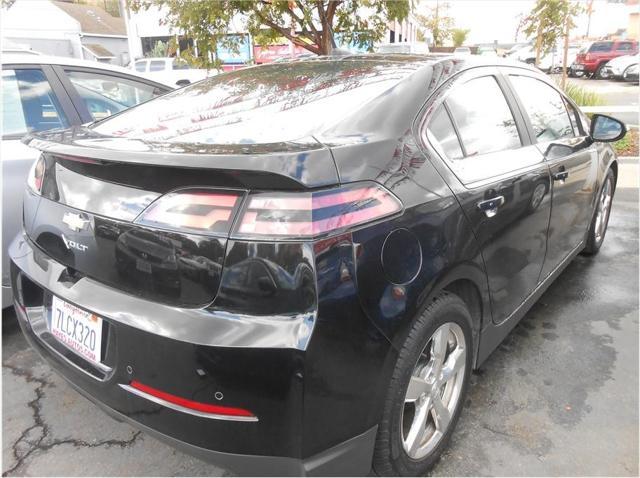 2012 chevrolet volt base