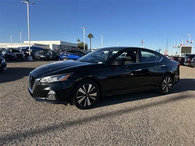 2022 nissan altima 2.5 sv