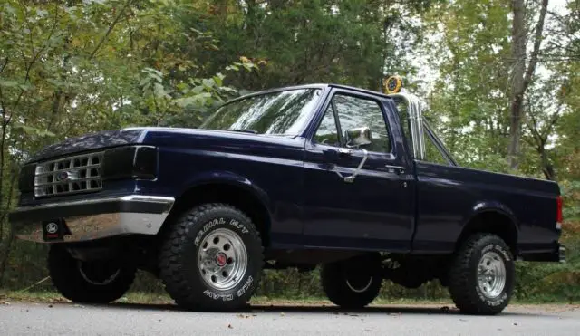 very fresh 4x4 short bed pickup truck 302 v8 5 speed manual transmission 4wd xlt