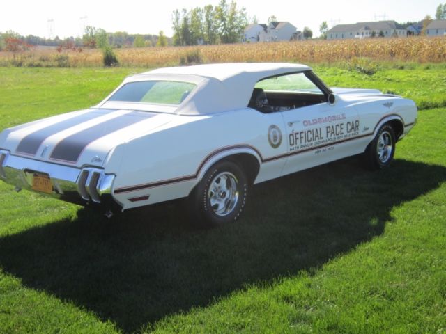 1970 oldsmobile cutlass pace car track car frame-off restoration rebuilt engine