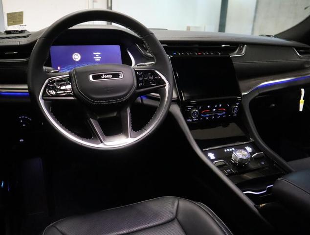 2023 jeep grand cherokee 4xe overland