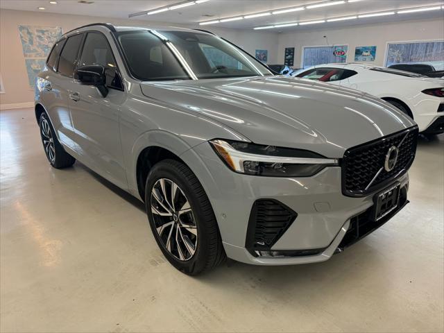 2024 volvo xc60 b5 plus dark theme