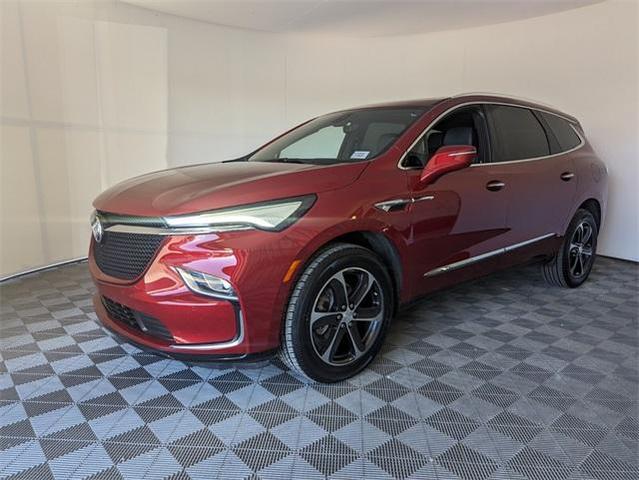 2022 buick enclave essence