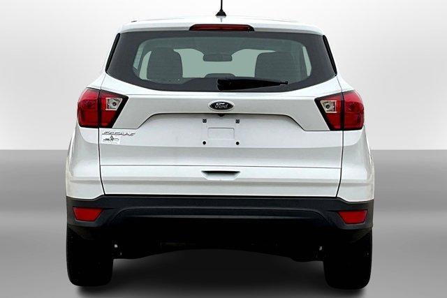 2019 ford escape s