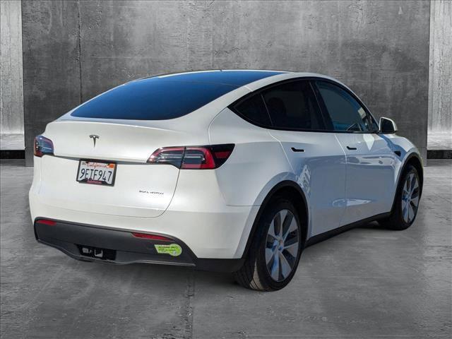 2023 tesla model y long range