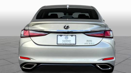 2020 Lexus ES
