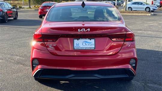 2023 kia forte lxs