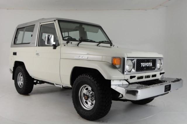 1987 toyota land cruiser bj73 5-speed manual 4wd !!!