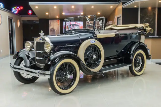 frame-off restored! 200ci i4, 3-speed manual trans, 6-volt, well done & clean!