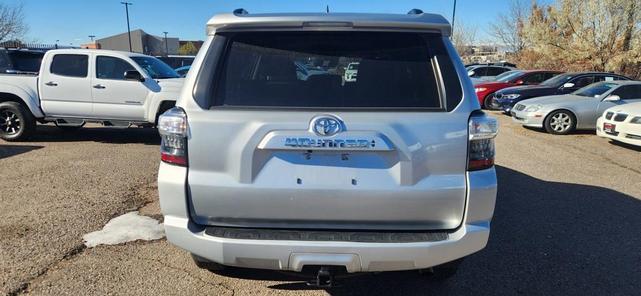 2022 toyota 4runner sr5