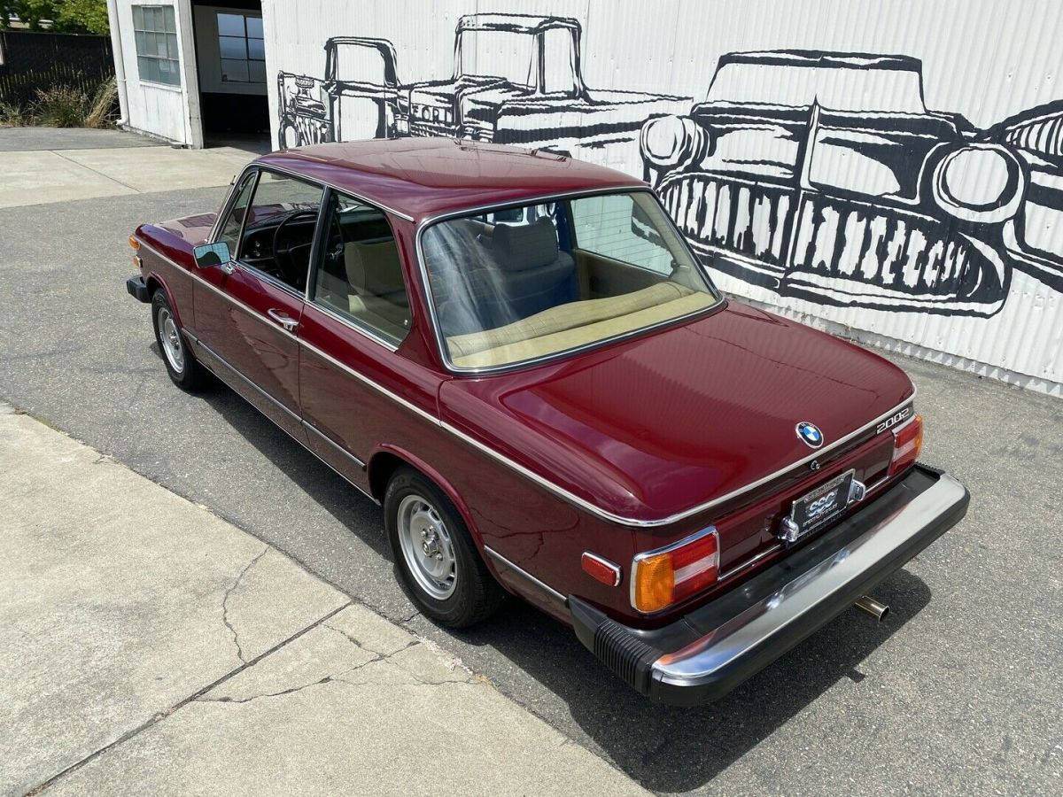 1975 bmw 2002 6157 miles maroon sedan
