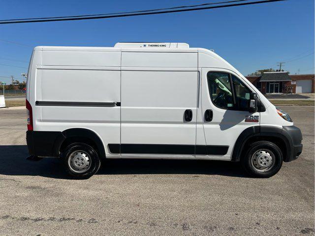 2022 ram promaster 2500 high roof