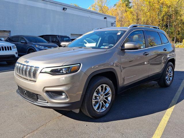 2021 jeep cherokee latitude lux