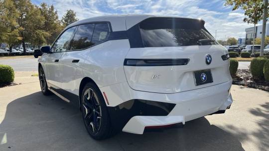 2025 BMW iX