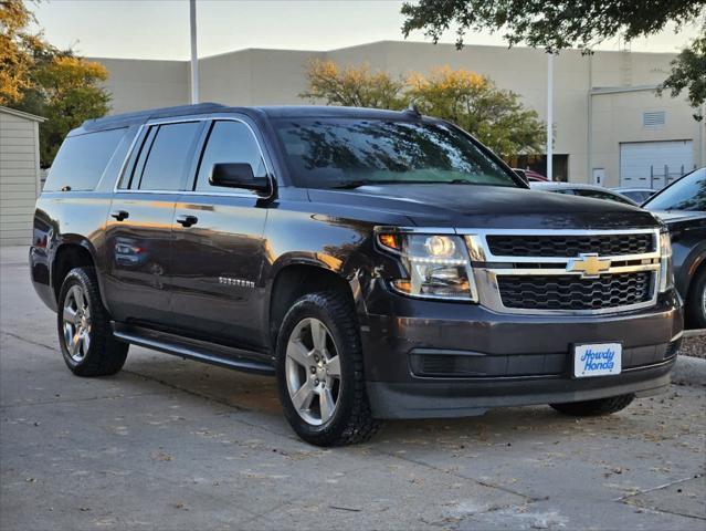 2017 chevrolet suburban ls