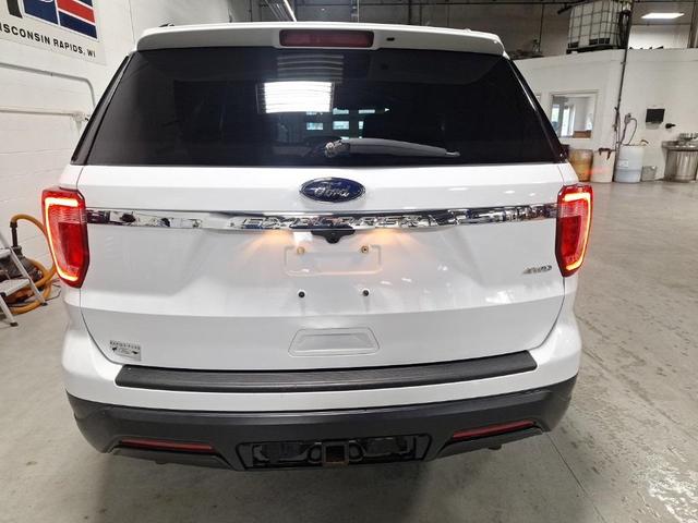 2018 ford explorer base