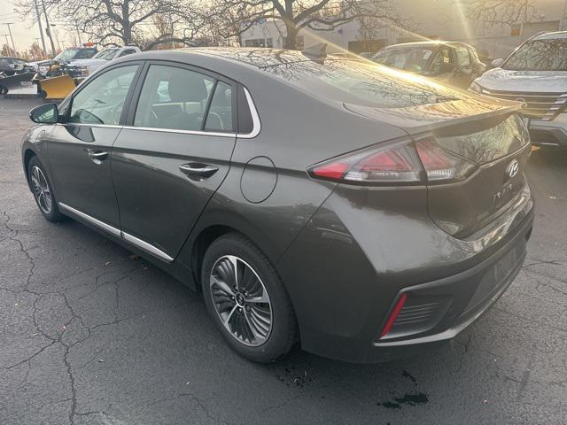 2022 hyundai ioniq plug-in hybrid sel