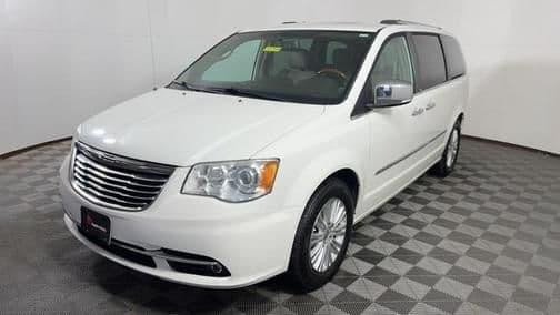 2013 chrysler town & country limited front-wheel drive lwb passenger van in shakopee, minnesota