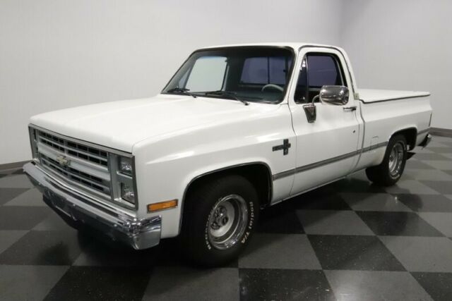 original c10 c-10 v8 auto classic vintage collector frost white chevy low black