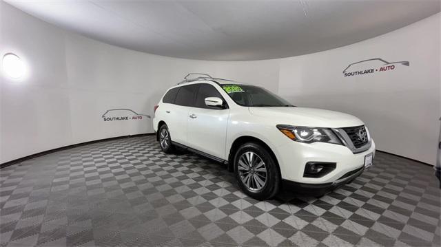 2020 nissan pathfinder sv