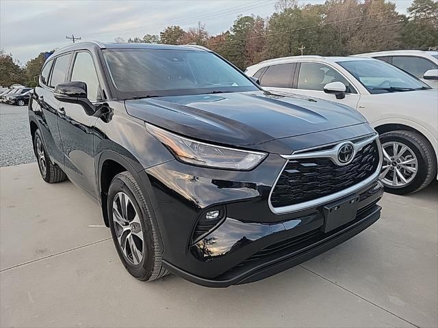 2023 toyota highlander xle