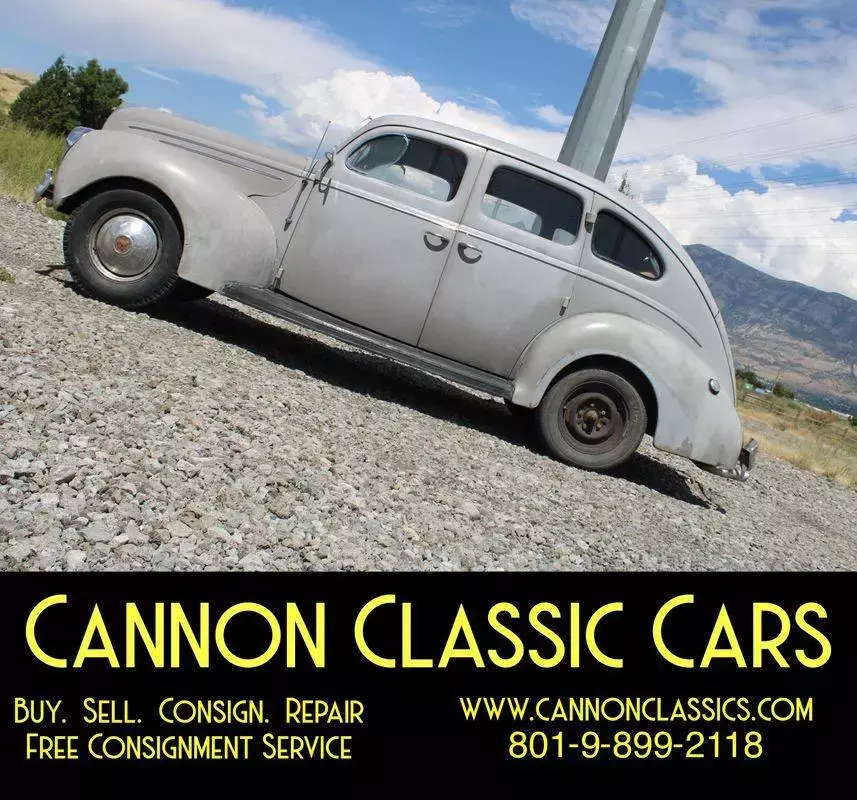 ***1939 ford deluxe suicide doors! ***