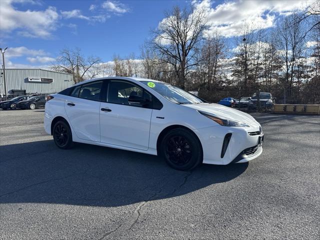 2022 toyota prius le