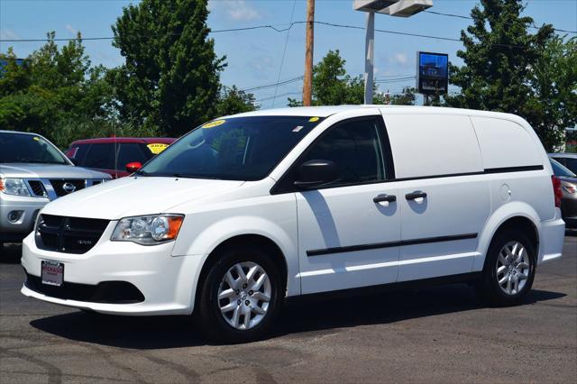 2015 ram cargo tradesman