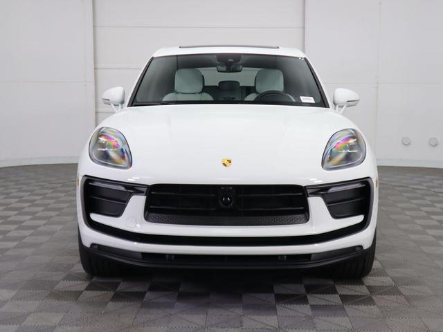 2024 porsche macan base