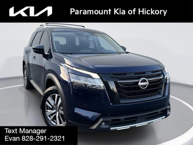 2022 nissan pathfinder sl 2wd