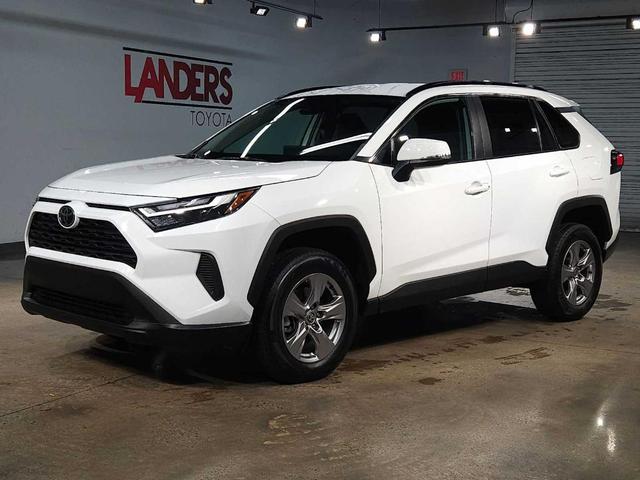2023 toyota rav4 xle