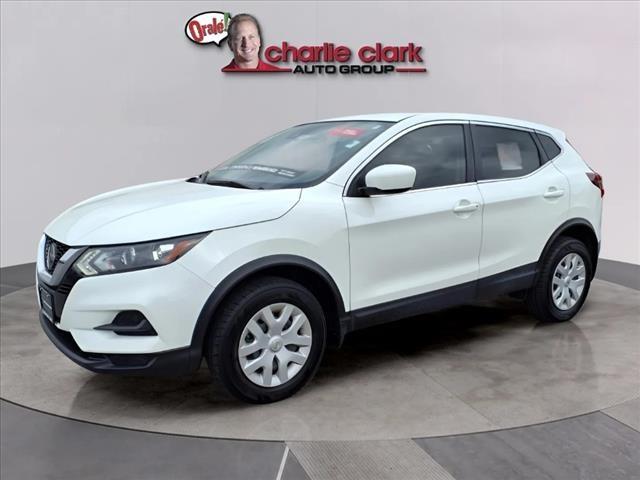 2020 nissan rogue sport s