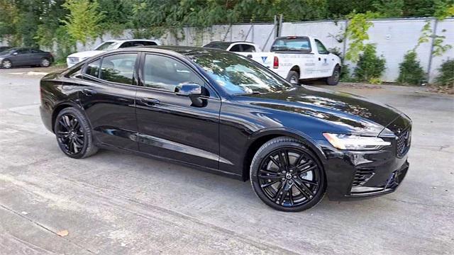 2024 volvo s60 recharge plug-in hybrid t8 plus black edition