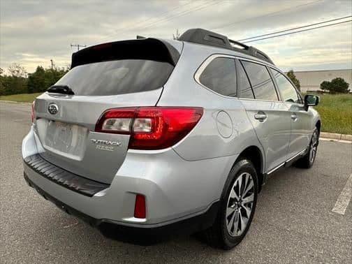 2017 subaru outback in manhattan, new york