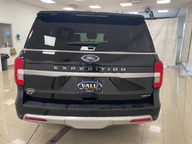 2022 ford expedition xlt max