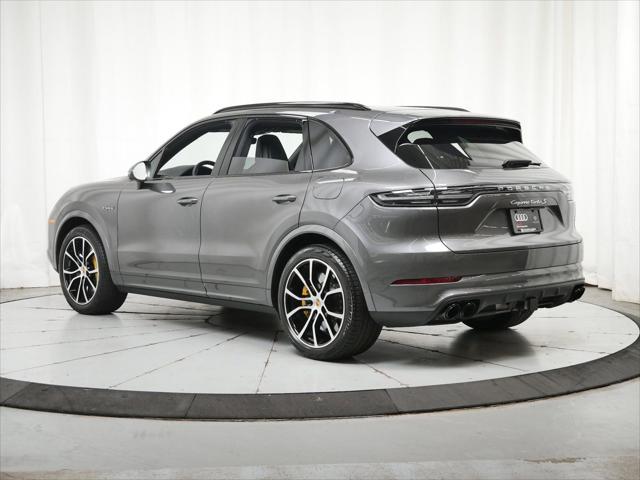 2023 porsche cayenne e-hybrid s