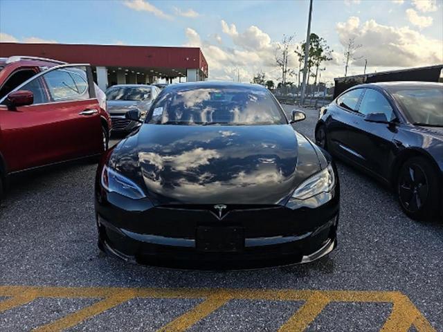 2022 tesla model s base