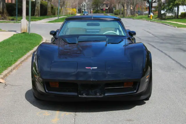 1980 chevrolet corvette only has 30,813 miles excellent condition!!