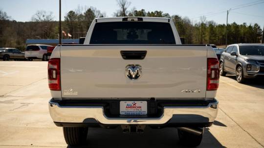 new 2024 ram 3500 tradesman crew cab 6'4" box 4wd