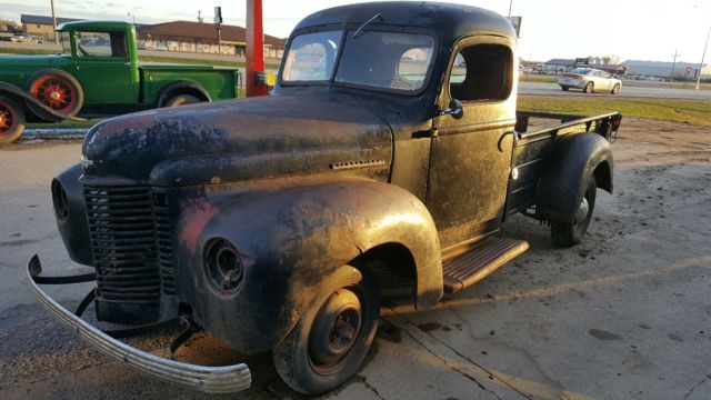 1942 international harvestor pickup
