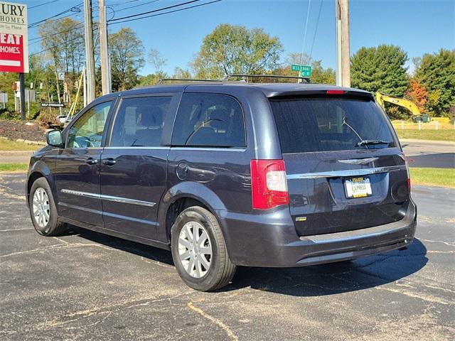 2014 chrysler town & country touring