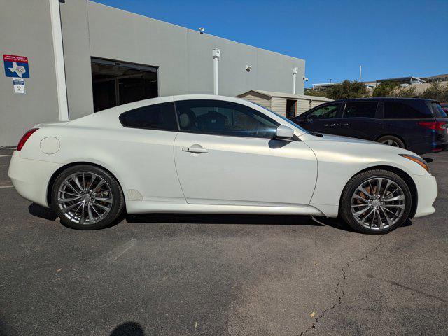 2011 infiniti g37 journey