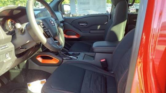 2025 Nissan Navara (Frontier) pro-4x