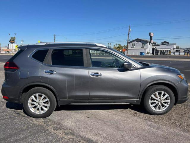 2018 nissan rogue sv