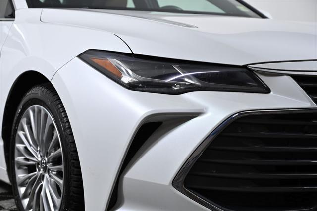 2020 toyota avalon hybrid limited