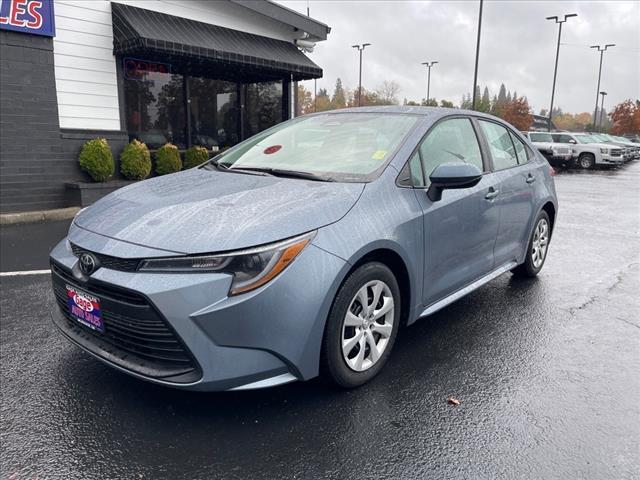 2024 toyota corolla le