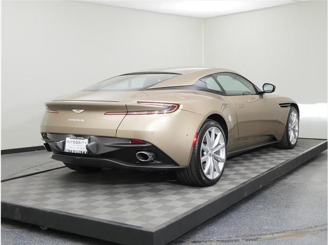 2019 aston martin db11 coupe 2d