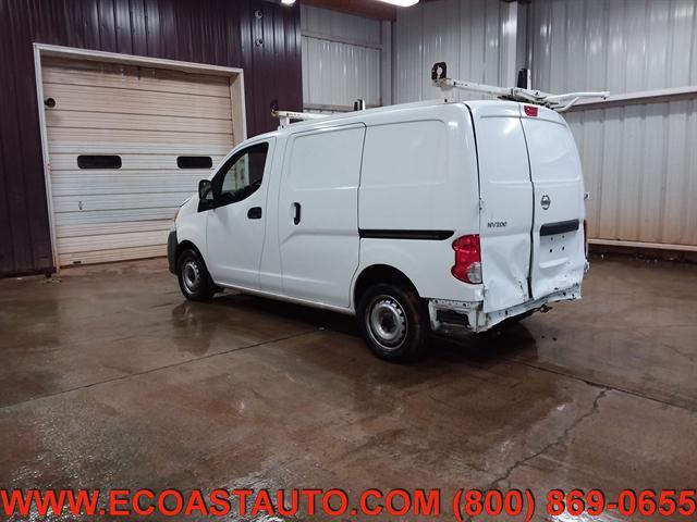 2015 nissan nv200 s