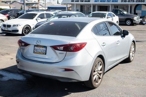 2017 mazda mazda3
