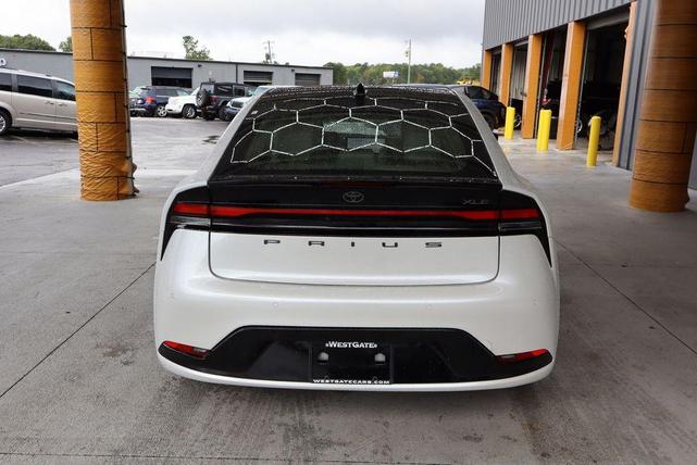2024 toyota prius xle